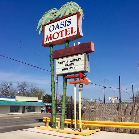 Oasis Motel Arlington Exterior photo